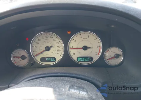 2005 Chrysler Town & Country Limited z USA, uszkodzony, nr VIN 2C8GP64L45R295083